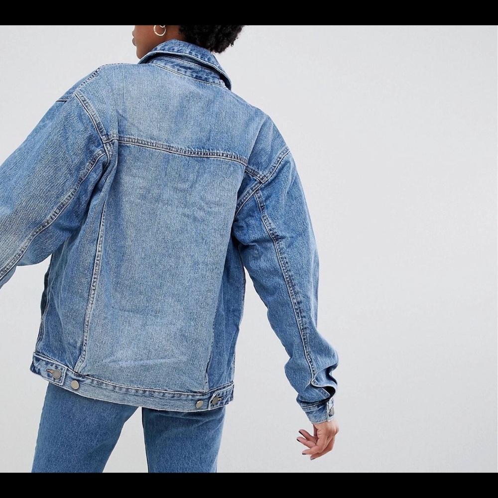 🎁 NWT TRUCKER JEAN JACKET 🎁 - Picture 4 of 5